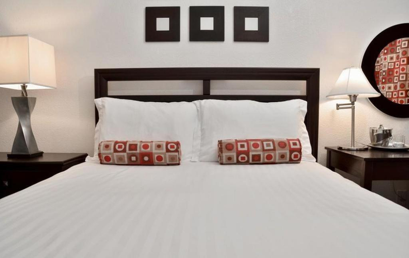 Bedroom 3, El Primero Hotel, San Diego
