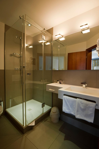 Bathroom 4, Lechnerhof, München
