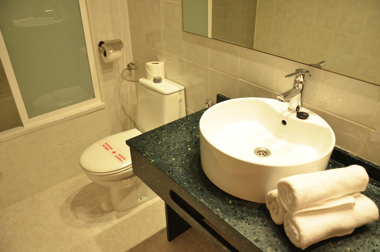 Bathroom 4, Apartamentos Vibra Panoramic, Baleares