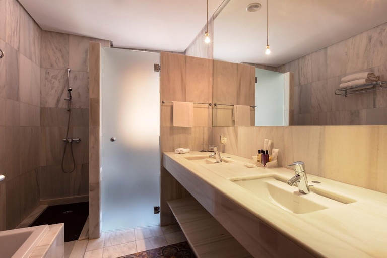Others 5, Gran Hotel Soller, Baleares