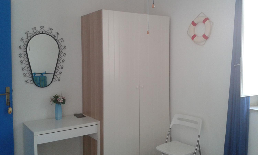 Bathroom 3, La Caletta, Palermo
