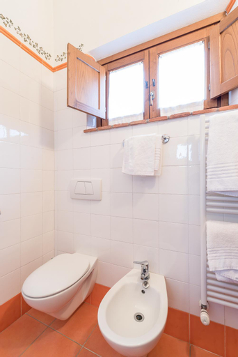 Bathroom 5
