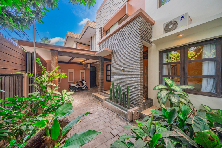 Exterior & Views 2, Villa Cahaya Berlian, Badung