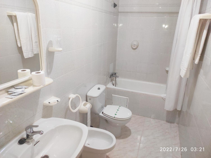 Bathroom 4, Hotel Venta El Puerto, Murcia