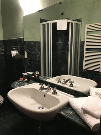 Bathroom 4, Albergo Le Due Corti, Como