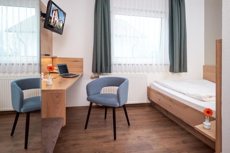 Others 5, Hotel Heuboden, Breisgau-Hochschwarzwald