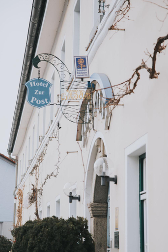 Exterior & Views 1, Hotel Landgasthof Zur Post, Dingolfing-Landau