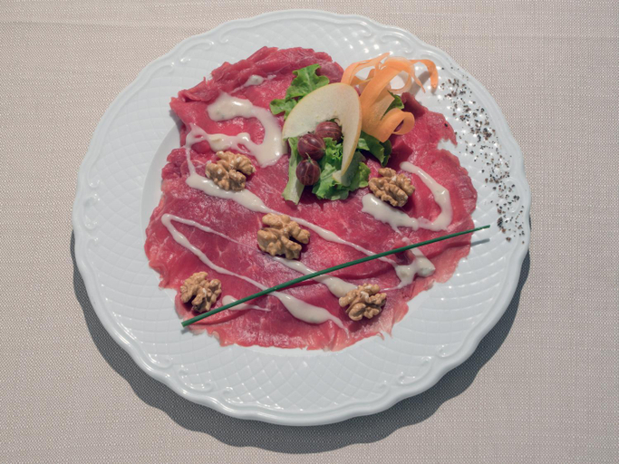 Food & Drinks 4, Hotel Centrale, Typically Swiss, Bernina