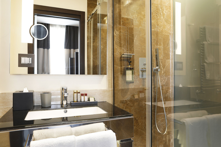 Bathroom 4, Rome Times Hotel, Rome