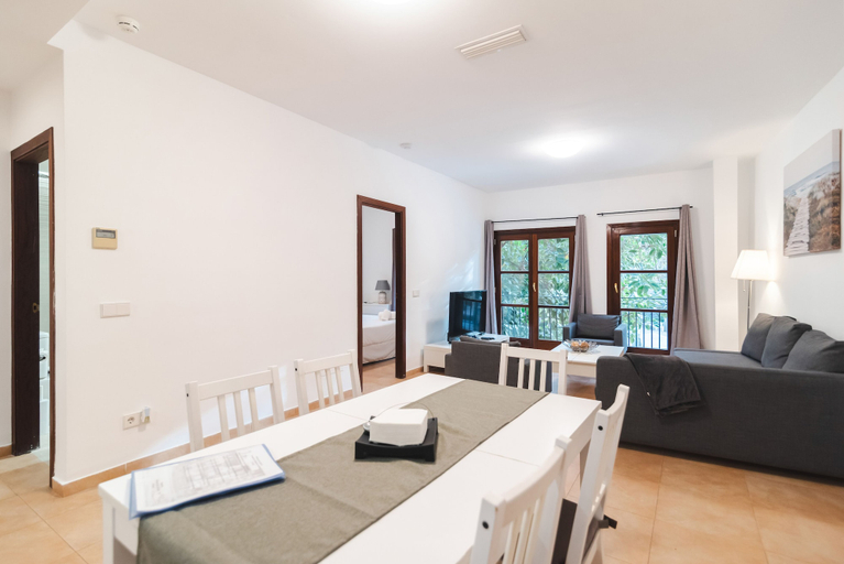 Others 5, Borne Suites - Turismo de Interior, Baleares