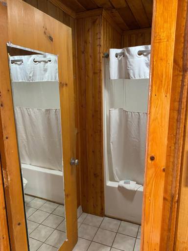 Bathroom 4, Rodeway Inn Chincoteague, Accomack