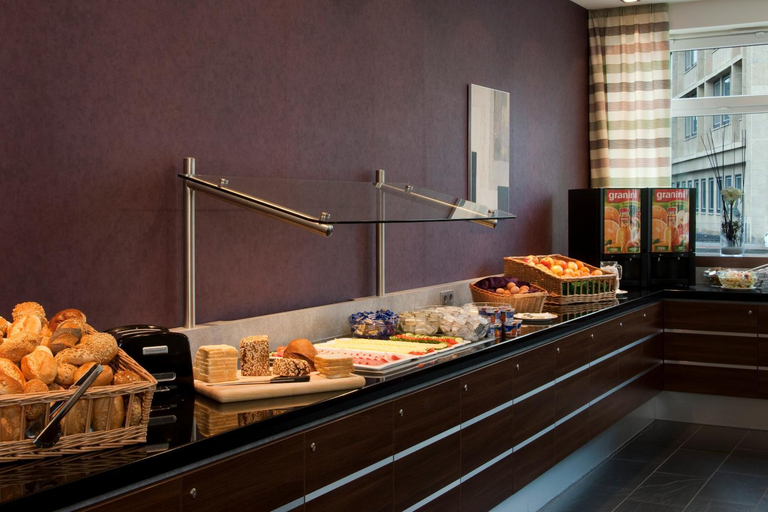 Food & Drinks 4, Holiday Inn Express Gütersloh By IHG, Gütersloh