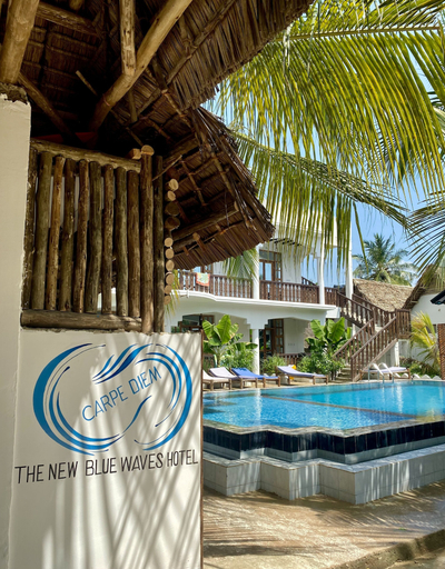 Others 5, The New Blue Waves Hotel, Kusini