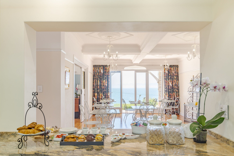 Food & Drinks 5, Sunny Cove Manor, City of Cape Town