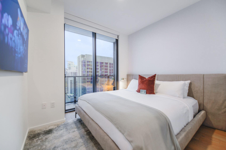 Bedroom 3, Studio with a City View Near Bayside, Miami-Dade