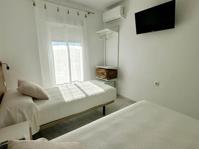 Bedroom 2, Hostal Merino Jédula, Cádiz