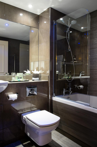 Bathroom 5, Lea Marston Hotel, Warwickshire