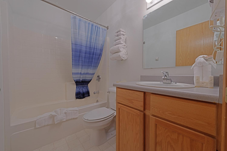 Bathroom 2, Frontier Suites Hotel in Juneau, Juneau