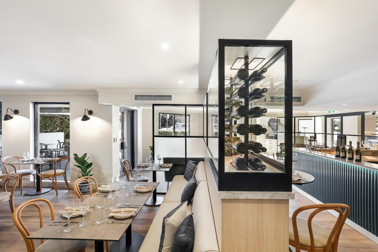 Food & Drinks 4, Killara Hotel & Suites, Sydney