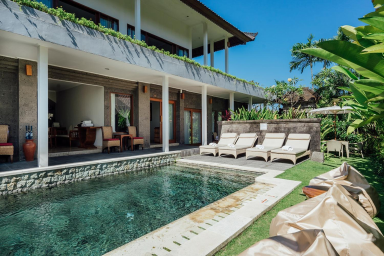 Swimming Pool 8