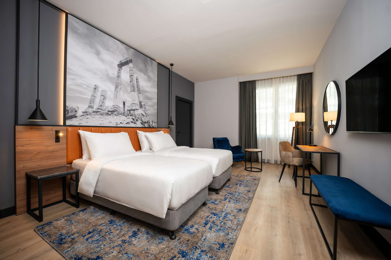 Bedroom 2, Radisson Blu Hotel, Amman Galleria Mall, Amman