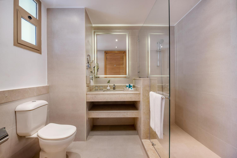 Bathroom 5, JAZ Little Venice Golf Resort, 'Ataqah