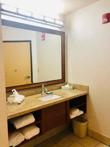 Bathroom 11