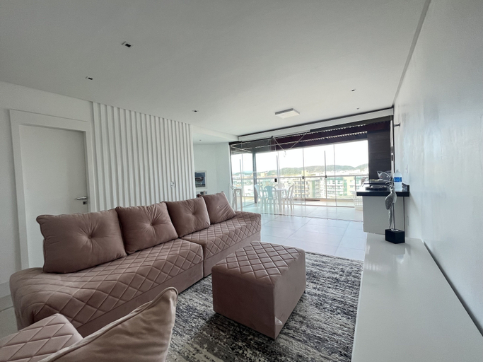 Others 5, Cobertura Luxo com Jacuzzi, Cabo Frio
