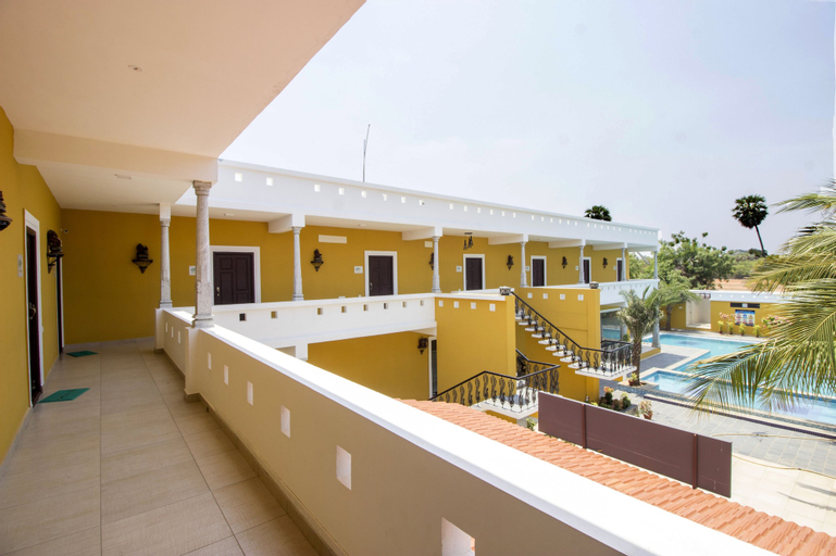 Poppys Olive De Villa, Viluppuram