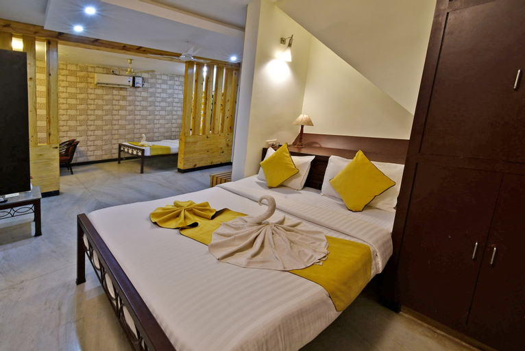 Bedroom 12