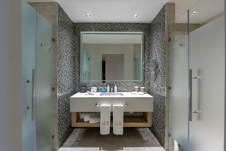 Bathroom, Unique by Lopesan Costa Bávaro - All Inclusive, Salvaleon de Higuey