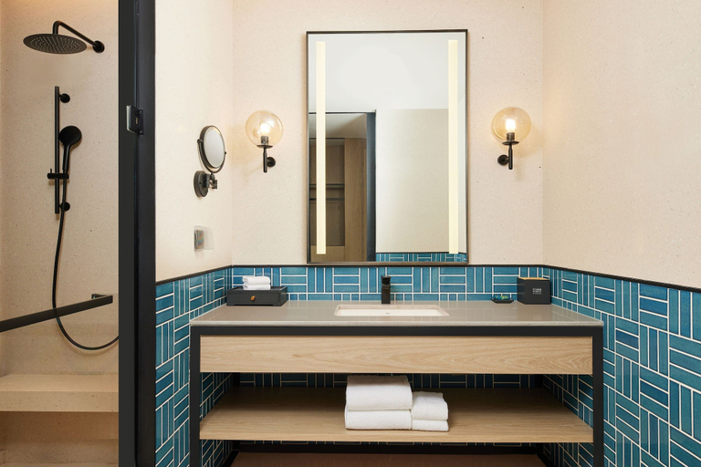Bathroom 5, Four Points By Sheraton Nantong, Haimen, Nantong
