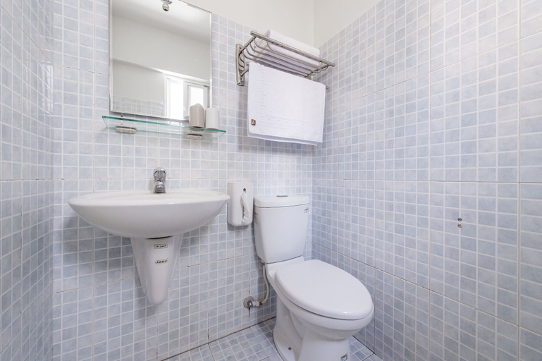 Bathroom 5, Apple Scent Easy Stay, Penghu