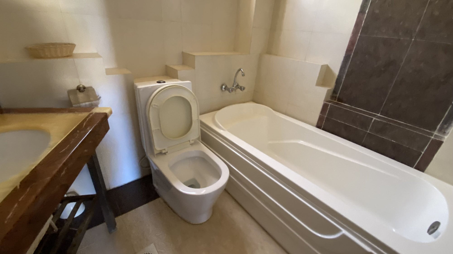 Bathroom 3, Lux Suites Shanzu Beachfront Apartments, Kisauni