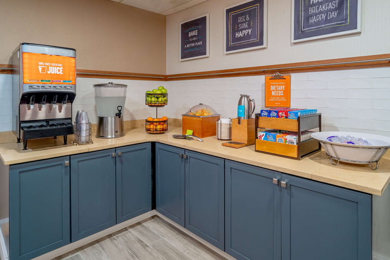 Food & Drinks 5, Hampton Inn Nashville/Vanderbilt, Davidson