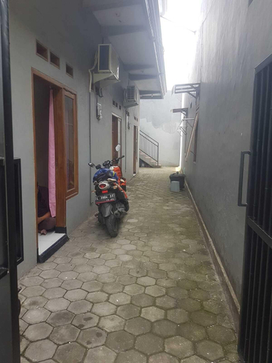 Exterior & Views 4, Selaraskost Syariah Jombang, Jombang