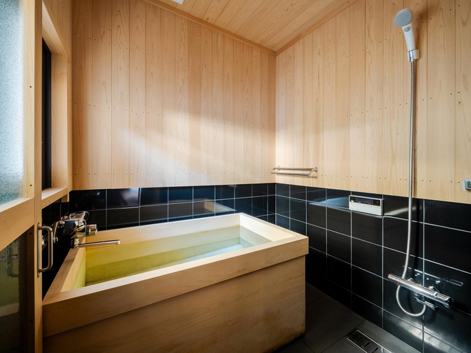 Bathroom 3, Sumire-an Machiya Holiday House, Kyoto