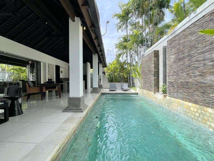 Swimming Pool 8