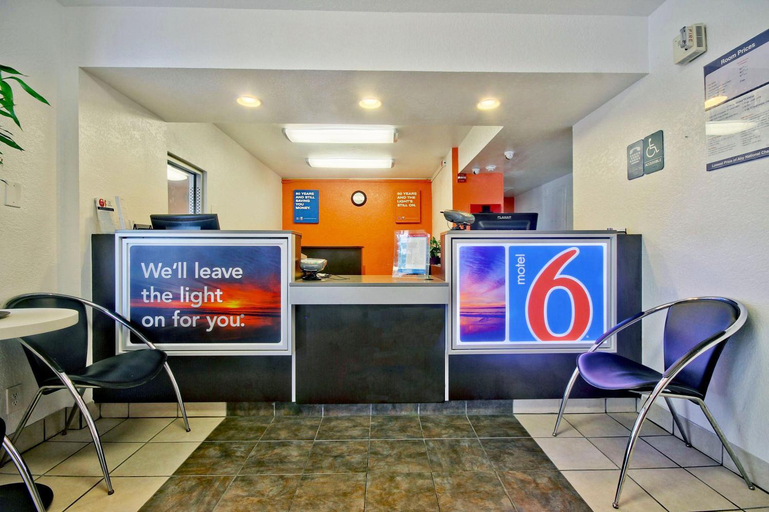 Public Area 3, Motel 6 Dania Beach, Broward