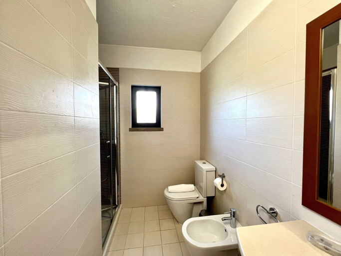 Bathroom 4, Vilamoura Traditional Villa With Pool, Loulé