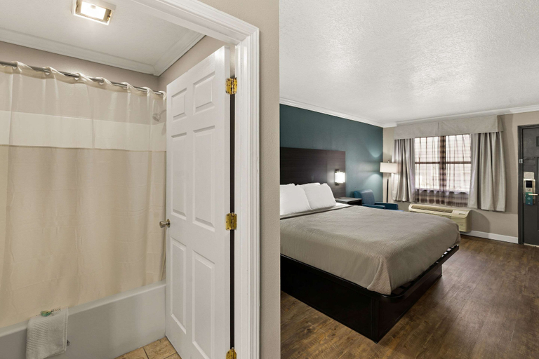 Bedroom 3, Quality Inn Ocean Springs - Biloxi East, Jackson