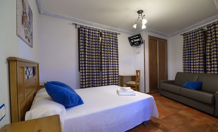 Bedroom 2, El Volante, Madrid