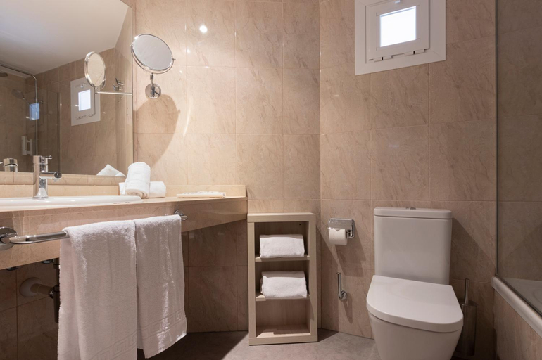 Bathroom 4, Hotel Club Palia Sa Coma Playa, Baleares