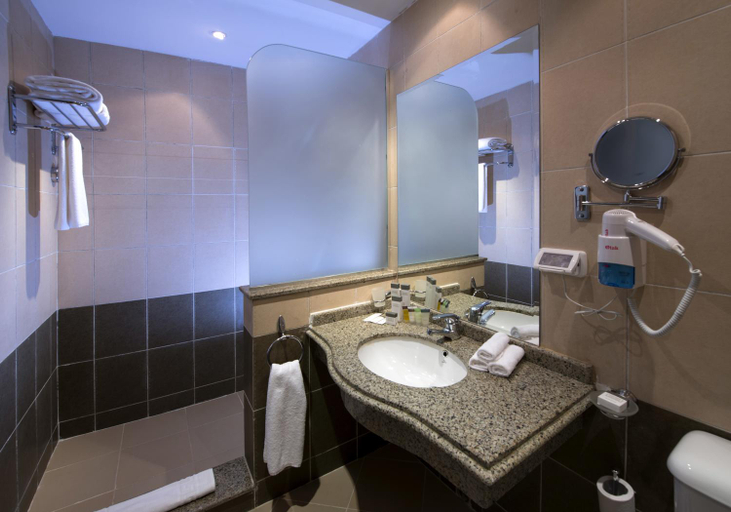 Bathroom 5, Concorde Moreen Beach Resort & Spa - All Inclusive, Marsa 'Alam