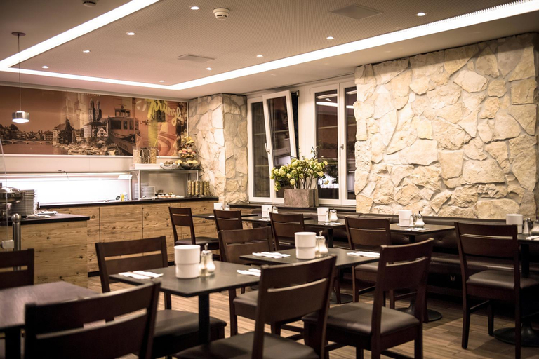 Restaurant 7