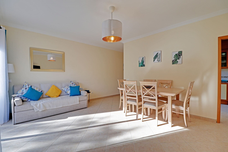 Others 5, Vilamoura Delight With Pool by Homing, Loulé