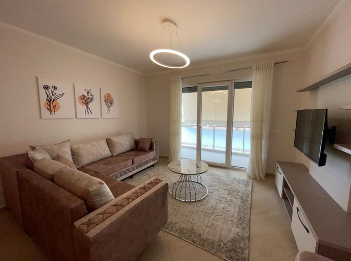 Others 5, Brand New City Center Apartment, Durrësit