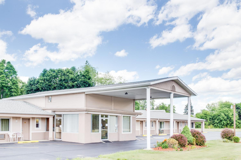 Exterior & Views 2, Travel Inn Horseheads, Chemung