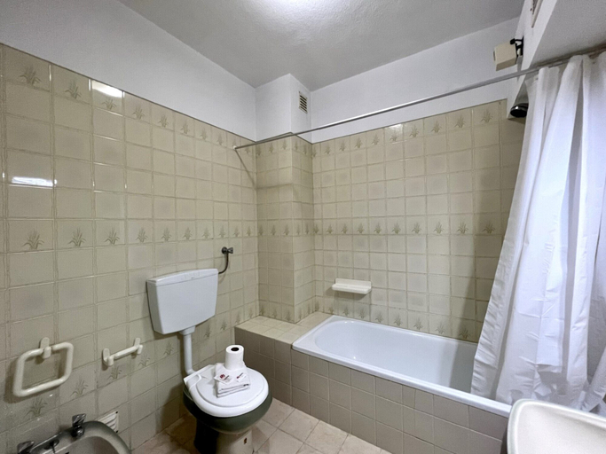 Bathroom 3, Vilamoura Palm Tree With Pool by Homing, Loulé