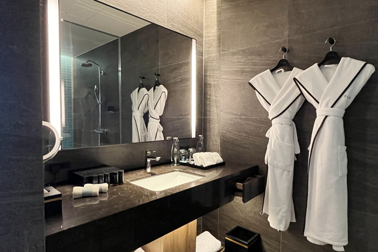 Bathroom 5, Tiad, Autograph Collection, Nagoya